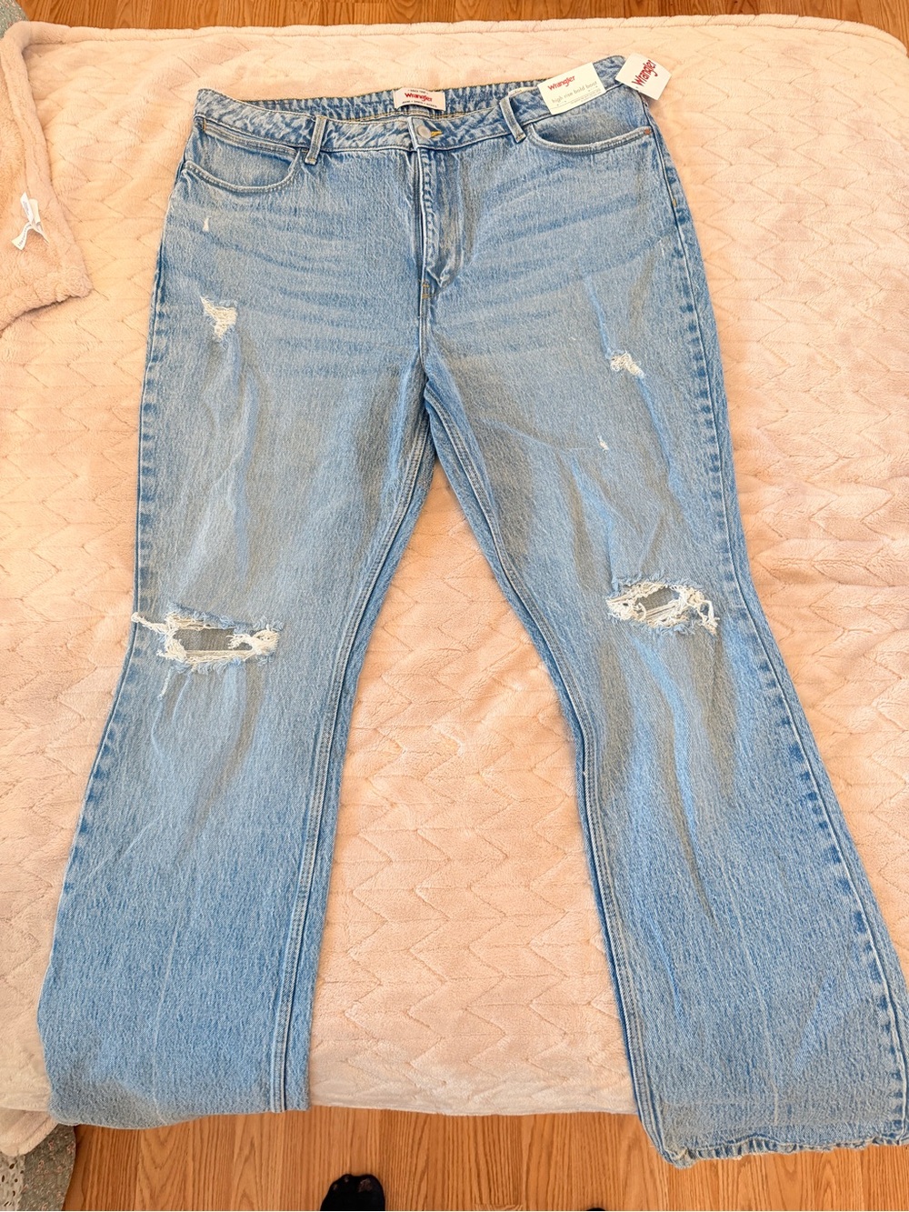 Woman’s Wrangler High Rise Jeans